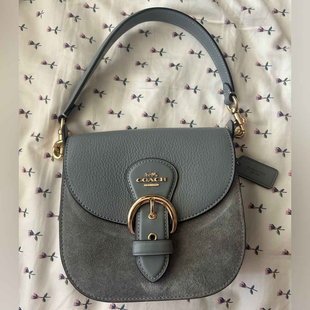 Coach Kleo shoulder bag